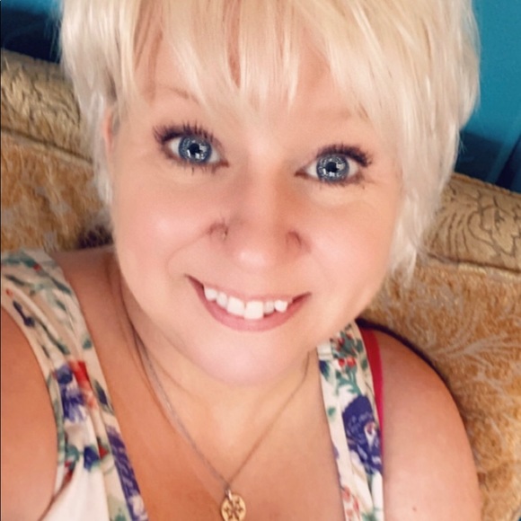 Meet your Posher, Mary - Picture 4 of 4